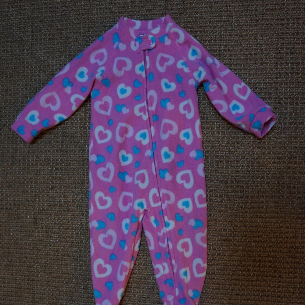 Girls Size 12mos Emma & Jack Pink Heart Fleece 1-piece PJs